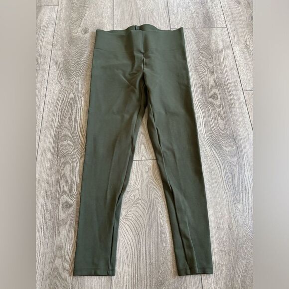 Loft Woman’s Used Leggings With Comfortable Wide Waist Band - Picture 1 of 5